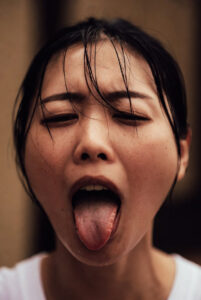 社内嘲笑のゴリきちが、巨根で生意気上司の彼女を白目イキさせる秘め事